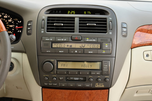 Used 2003 Lexus LS 430 image 32