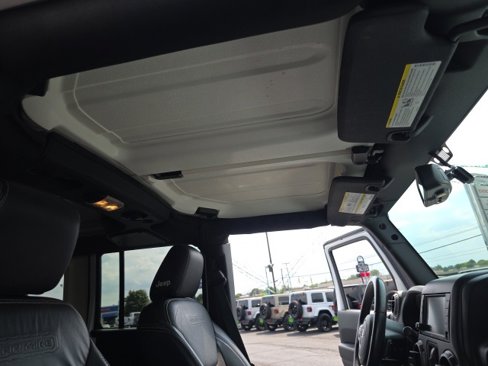 Used 2018 Jeep Wrangler Unlimited Sport image 34