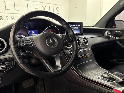 Used 2017 Mercedes-Benz GLC 300 image 14