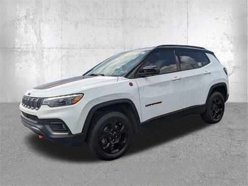Used 2023 Jeep Compass Trailhawk w/ Trailhawk Elite Group image 8