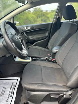 Used 2015 Ford Fiesta SE image 13