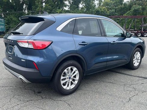 Certified 2020 Ford Escape SE image 5