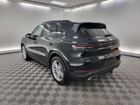 New 2026 Porsche Cayenne image 3