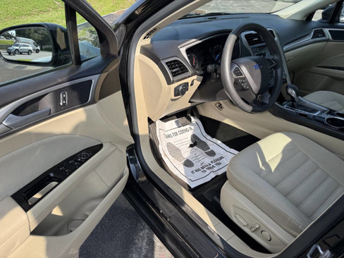 Used 2014 Ford Fusion SE image 15