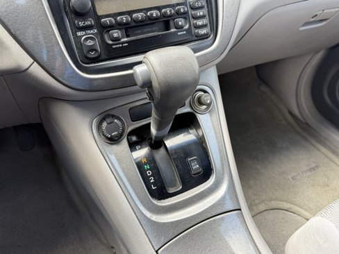 Used 2003 Toyota Highlander 2WD V6 image 19