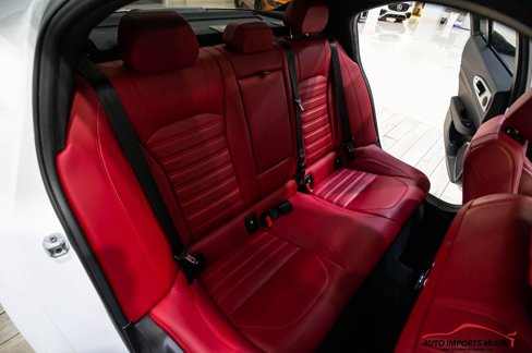 Used 2022 Alfa Romeo Giulia Veloce image 58