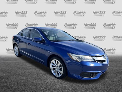 Used 2017 Acura ILX w/ Premium Package image 2