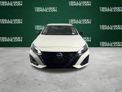 Used 2024 Nissan Altima 2.5 SR image 8
