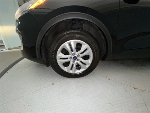 Used 2021 Ford Escape S image 10