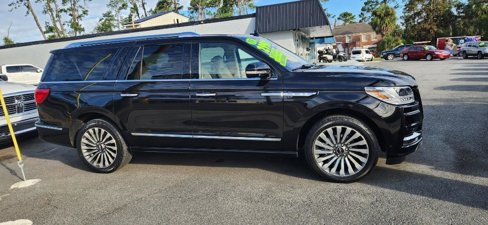 Used 2019 Lincoln Navigator L Reserve image 10