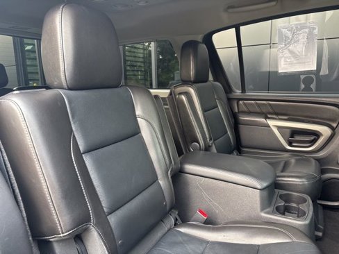 Used 2015 Nissan Armada Platinum image 34