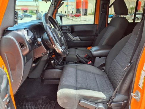 Used 2012 Jeep Wrangler Unlimited Sport w/ Connectivity Group image 25