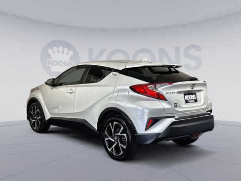 Used 2018 Toyota C-HR XLE image 4
