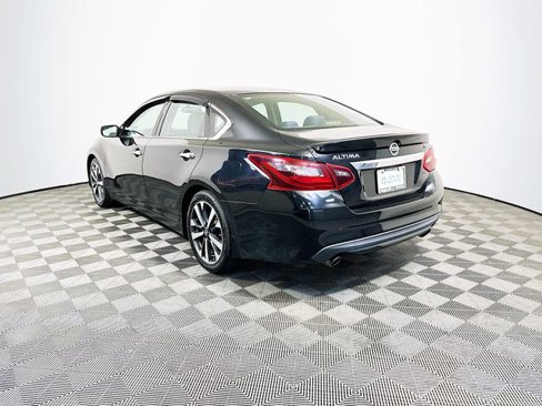 Used 2017 Nissan Altima 2.5 SR image 6