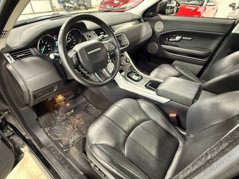 Used 2016 Land Rover Range Rover Evoque SE Premium image 12