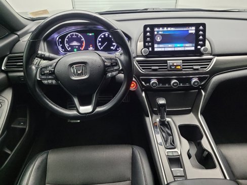 Used 2018 Honda Accord Sport image 22