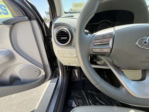 Used 2019 Hyundai Kona Ultimate image 27