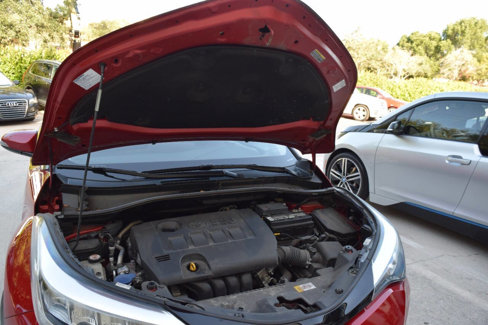 Used 2020 Toyota C-HR LE image 74