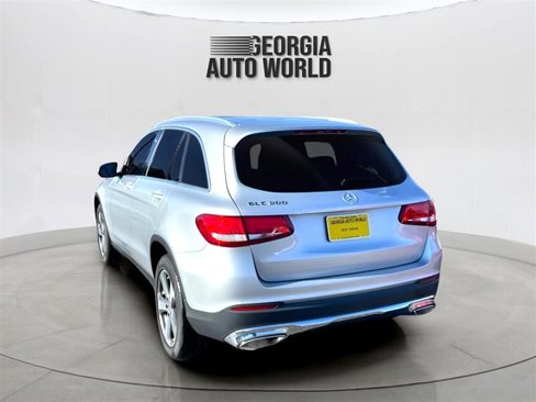 Used 2019 Mercedes-Benz GLC 300 image 3