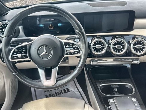 Used 2021 Mercedes-Benz A 220 4MATIC image 17