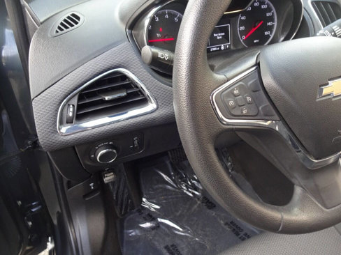 Used 2019 Chevrolet Cruze LT image 21