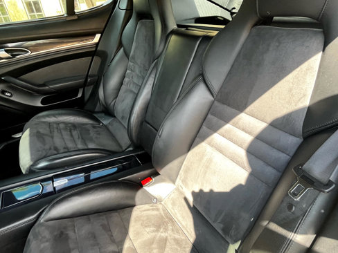 Used 2013 Porsche Panamera GTS image 50