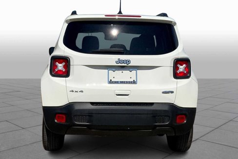Used 2022 Jeep Renegade Latitude w/ Convenience Group image 4