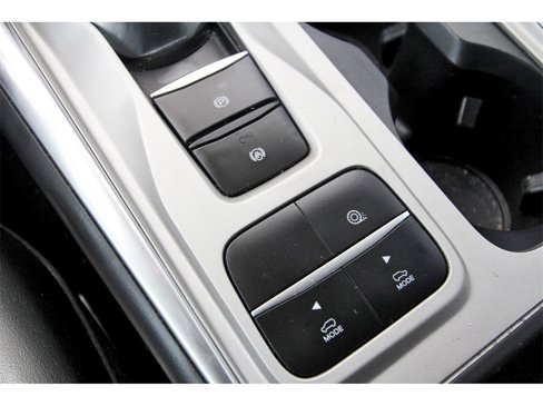 Used 2022 Ford Explorer XLT w/ Equipment Group 202A image 31