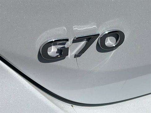 Used 2025 Genesis G70 2.5T image 28