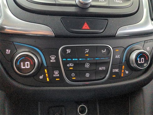 Used 2018 Chevrolet Equinox Premier image 33