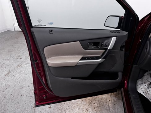 Used 2013 Ford Edge SEL image 9