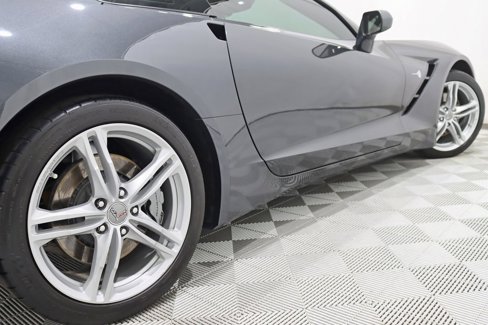 Used 2017 Chevrolet Corvette Stingray Coupe w/ 1LT image 10
