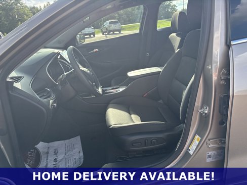 Used 2024 Chevrolet Malibu LT image 9