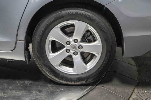 Used 2016 Toyota Sienna LE image 10