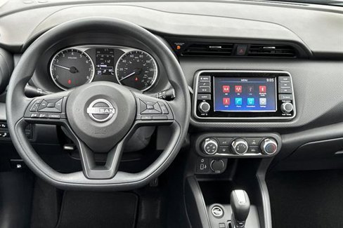 New 2025 Nissan Kicks Play S image 15