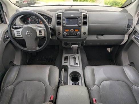 Used 2019 Nissan Frontier SL image 16