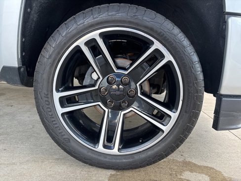 Used 2018 Chevrolet Silverado 1500 LT w/ LPO, Black Pack image 32