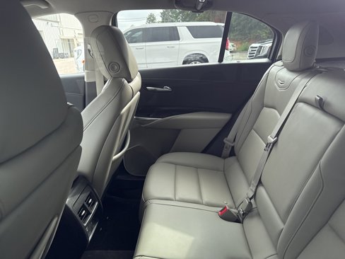Certified 2021 Cadillac XT4 Premium Luxury image 5