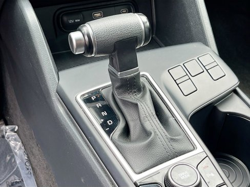 Certified 2024 Kia Sportage LX image 14