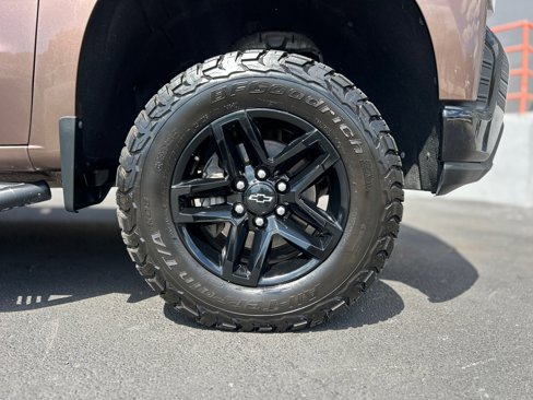 Used 2019 Chevrolet Silverado 1500 LT Trail Boss image 11