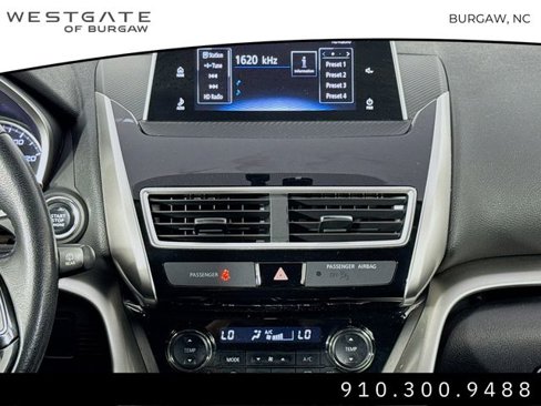 Used 2018 Mitsubishi Eclipse Cross SE image 18