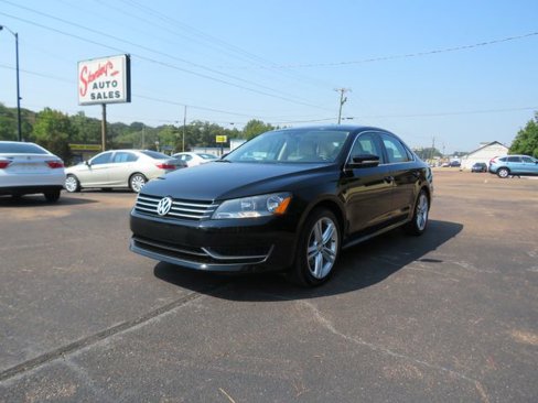 Used 2014 Volkswagen Passat 1.8T SE image 4
