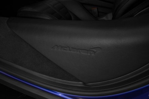 Used 2025 McLaren GTS image 37