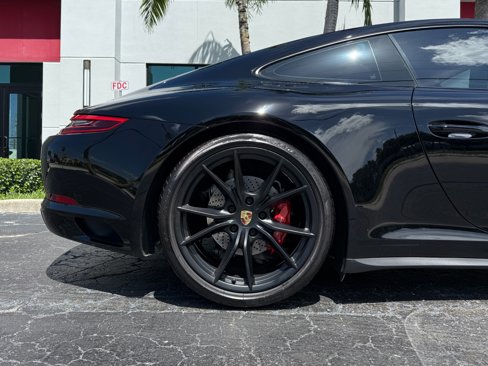 Used 2017 Porsche 911 Carrera 4S image 7