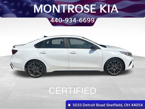 Certified 2022 Kia Forte GT w/ GT Technology Package image 4
