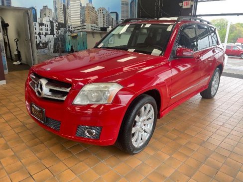 Used 2011 Mercedes-Benz GLK 350 4MATIC image 5