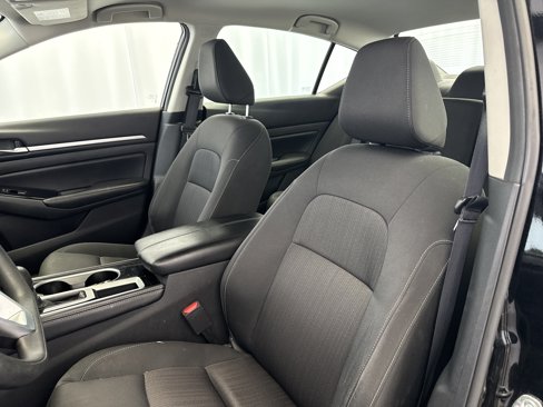 Used 2023 Nissan Altima 2.5 SV image 8