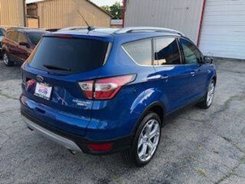 Used 2017 Ford Escape Titanium image 9