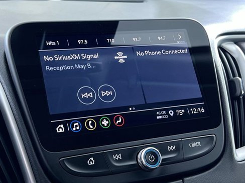 Used 2023 Chevrolet Malibu LT image 16