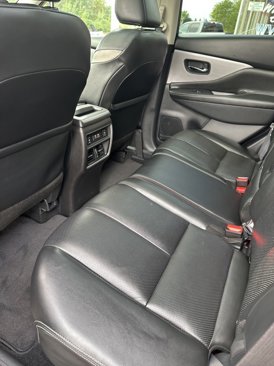 Used 2019 Nissan Murano S image 11